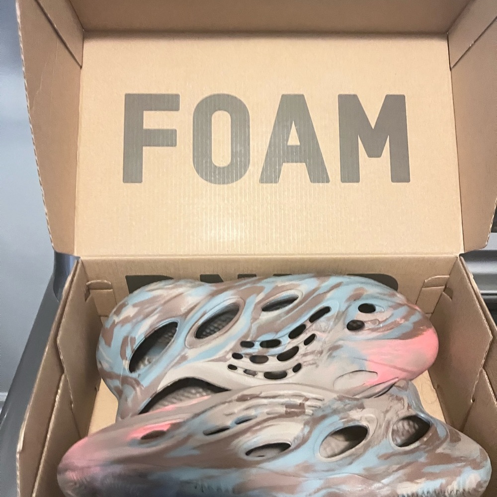 Yeezy Foam Runner